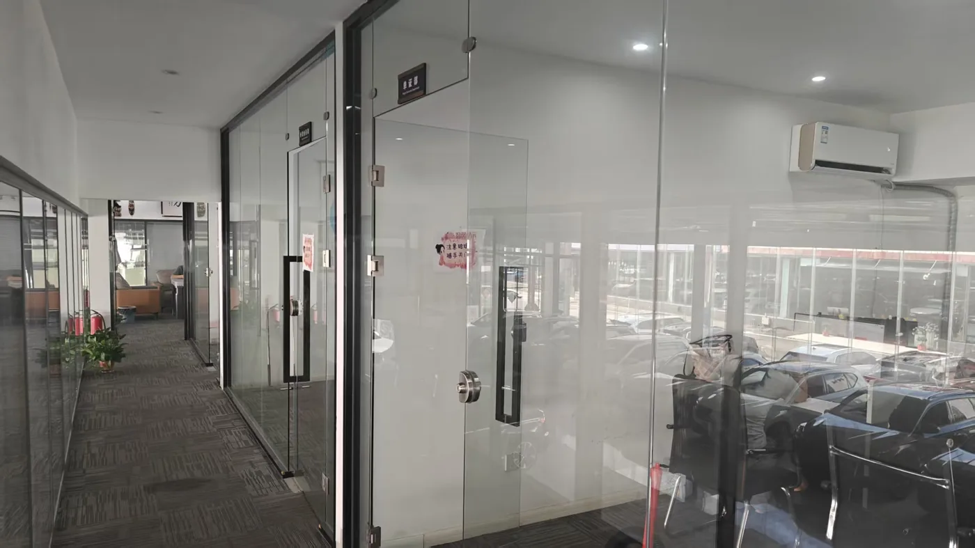 HJC AUTO office